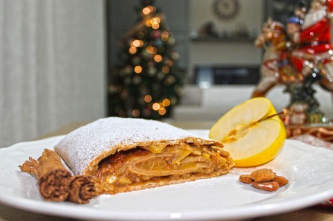 strudel di mele studio nutrizione catania bionutrimed